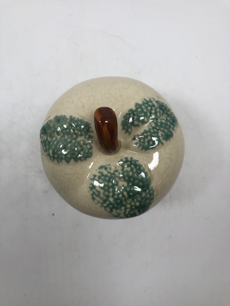 SPONGEWARE CERAMIC APPLE JAR.