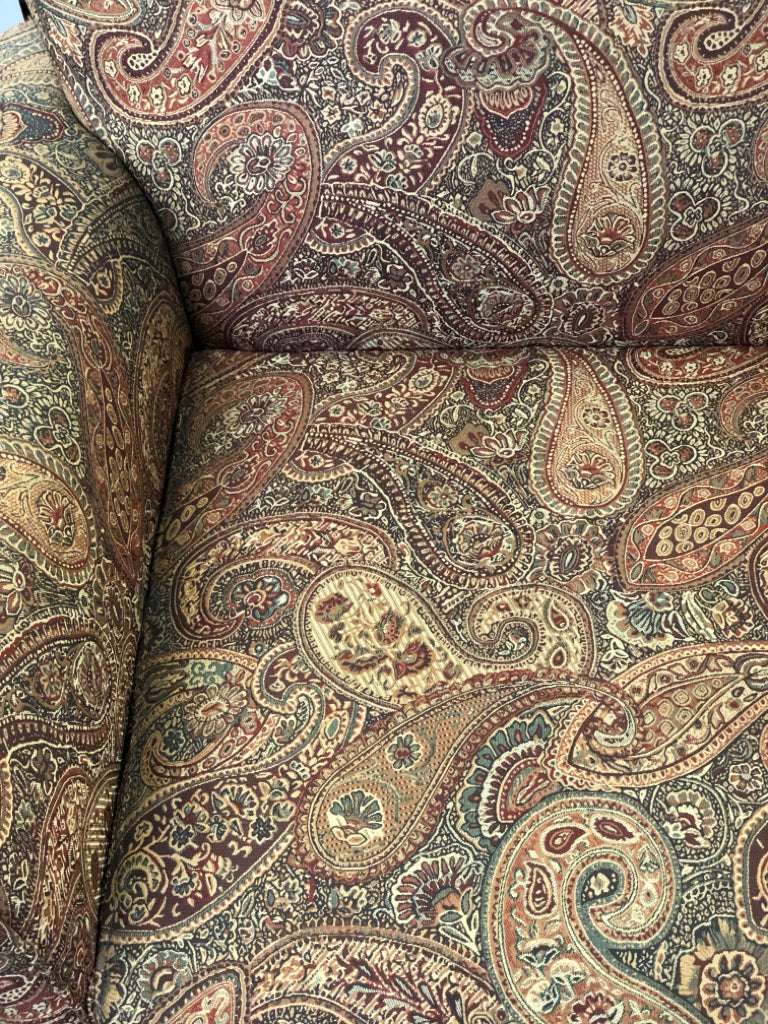 PAISLEY PRINTED ACCENT CHAIR.