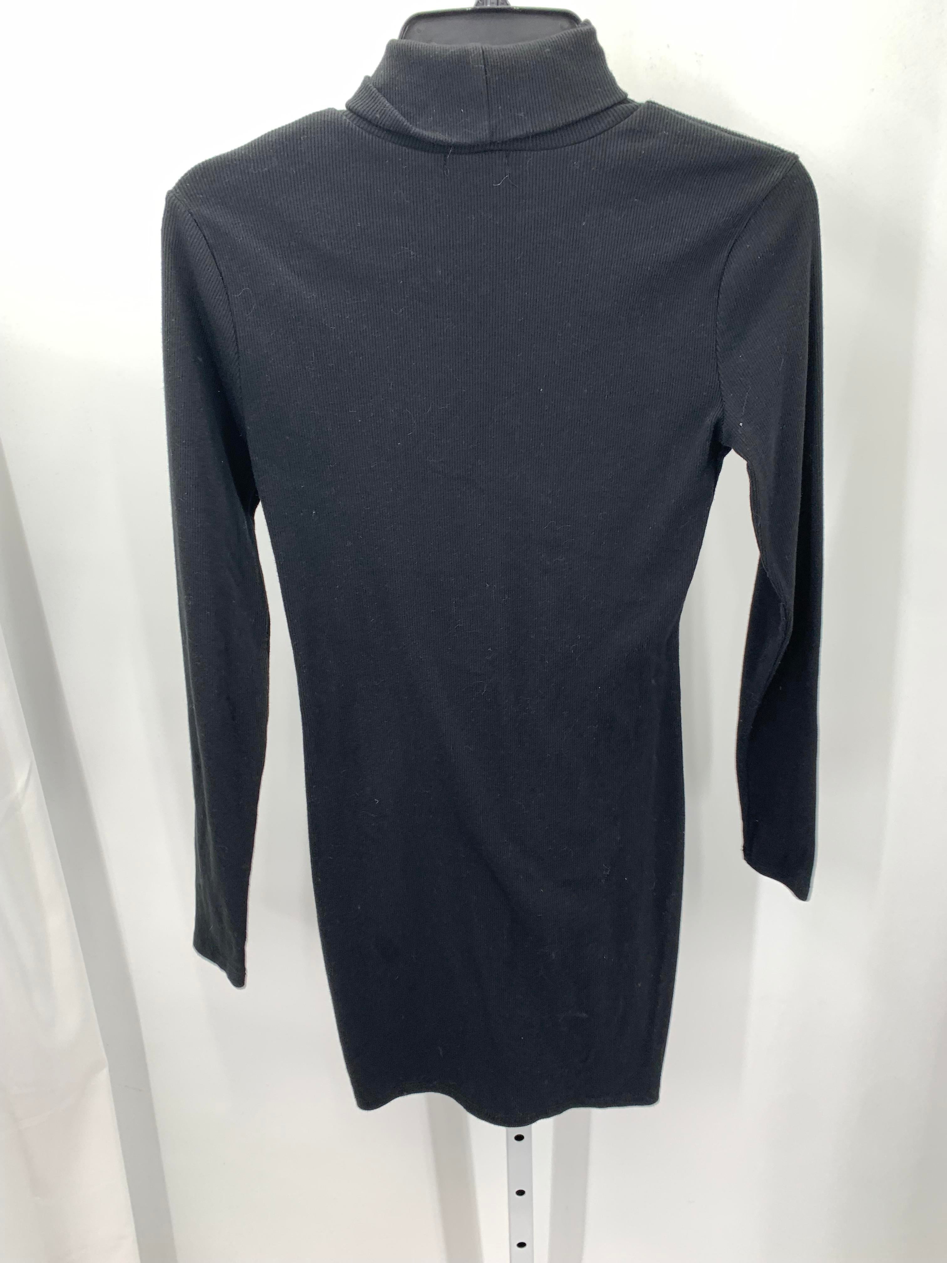 Size Medium Juniors Long Sleeve Dress