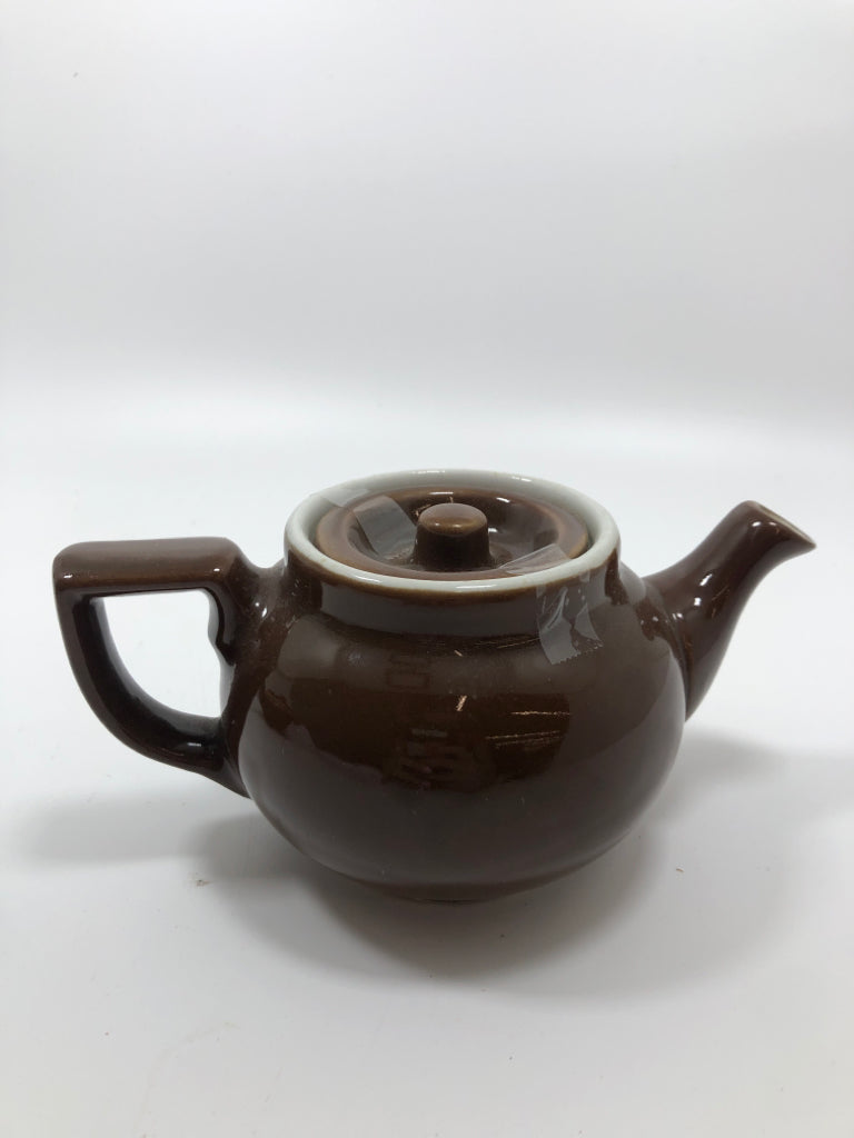 VTG BROWN TEAPOT.