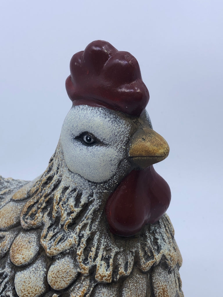 CERAMIC WHITE ROOSTER W GREEN FEATHERS.