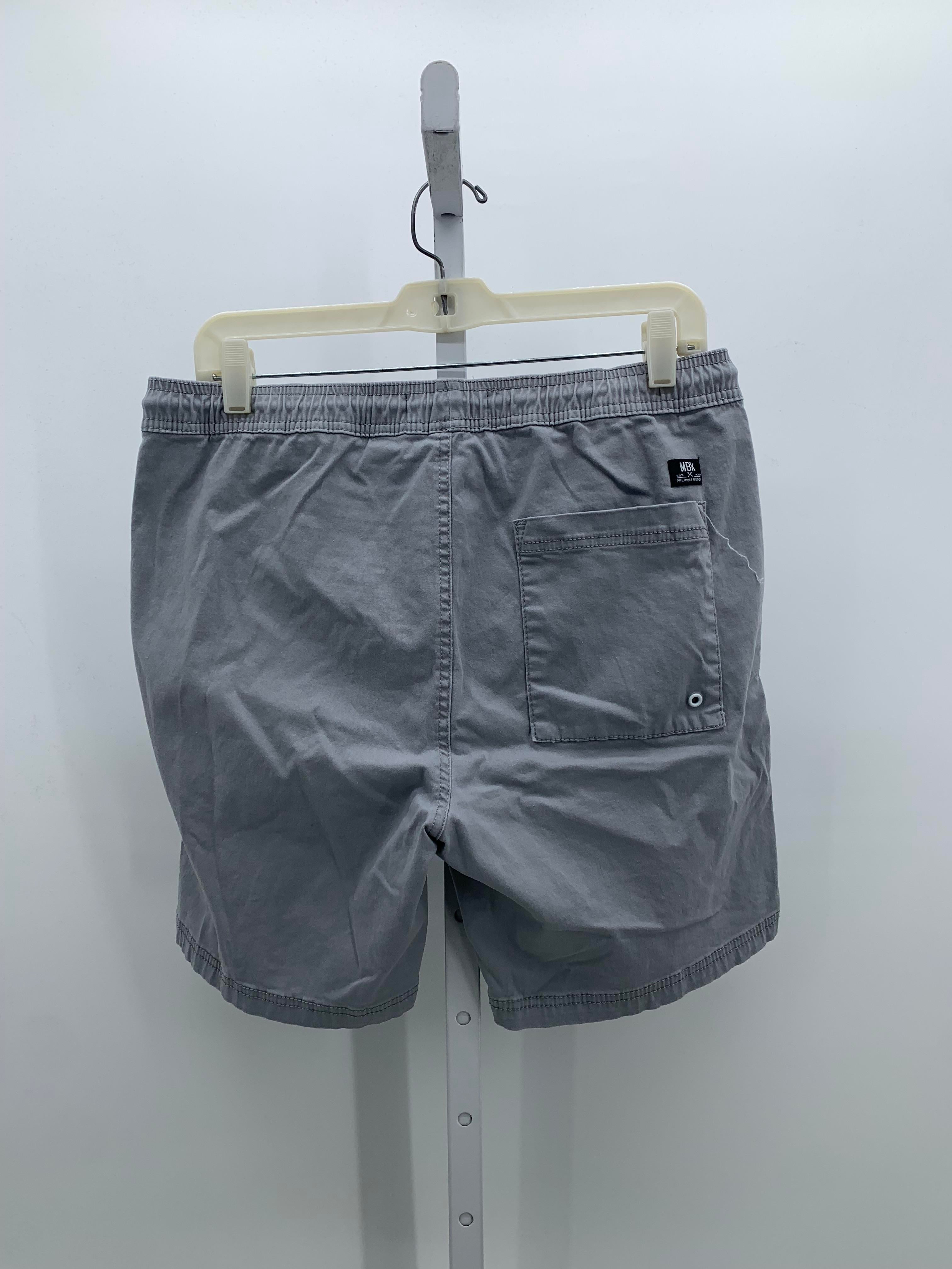 DRAW WAIST SHORTS.