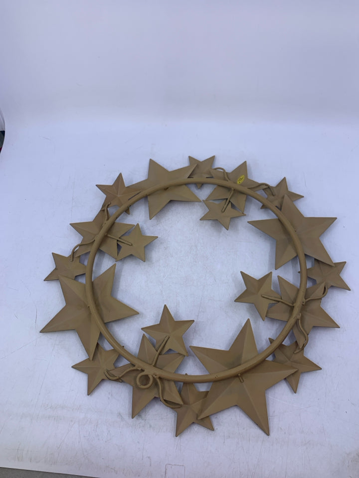 ASSORTED METAL STAR WREATH.