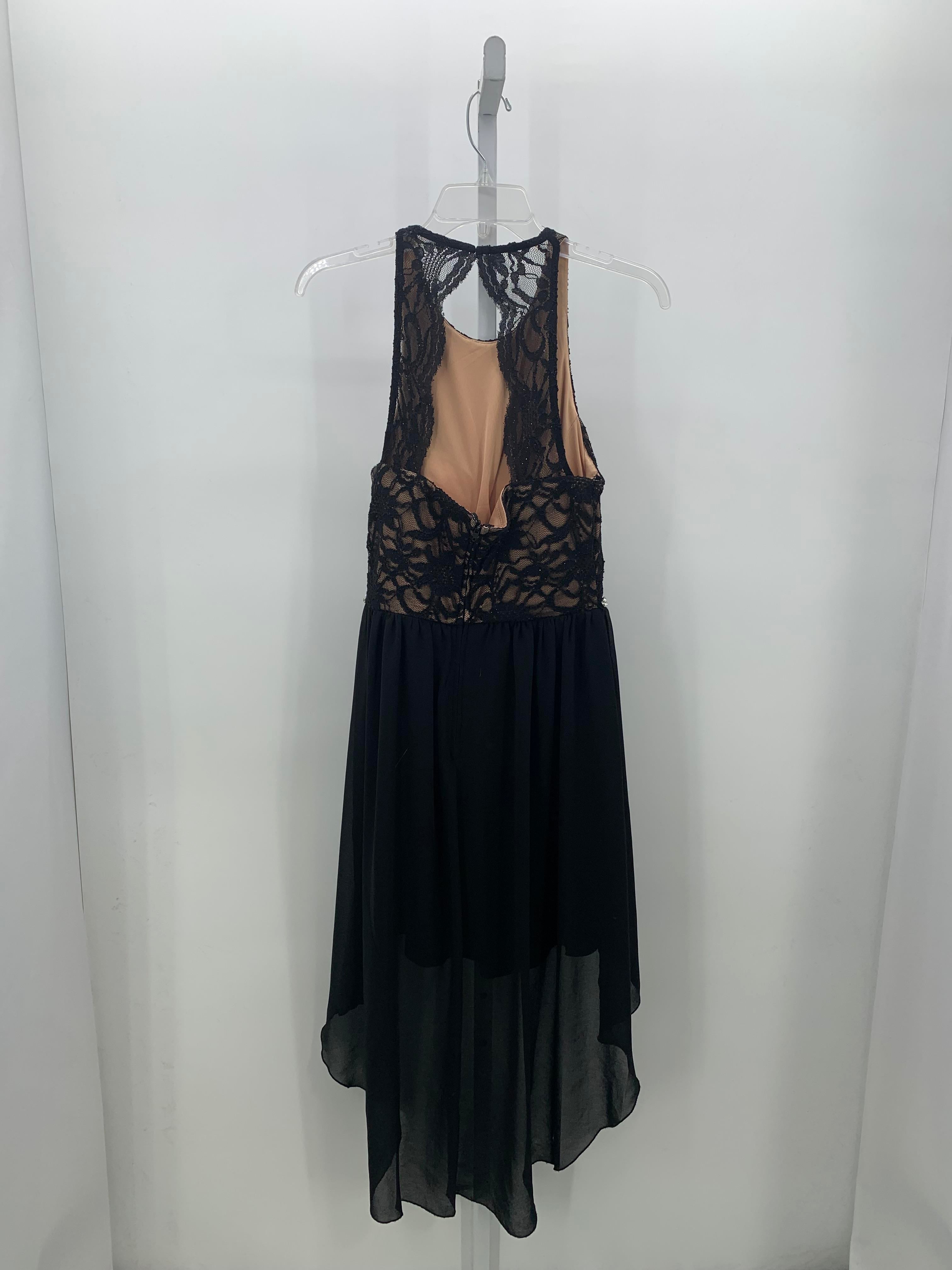 City Studio Size 3 Juniors Sleeveless Dress