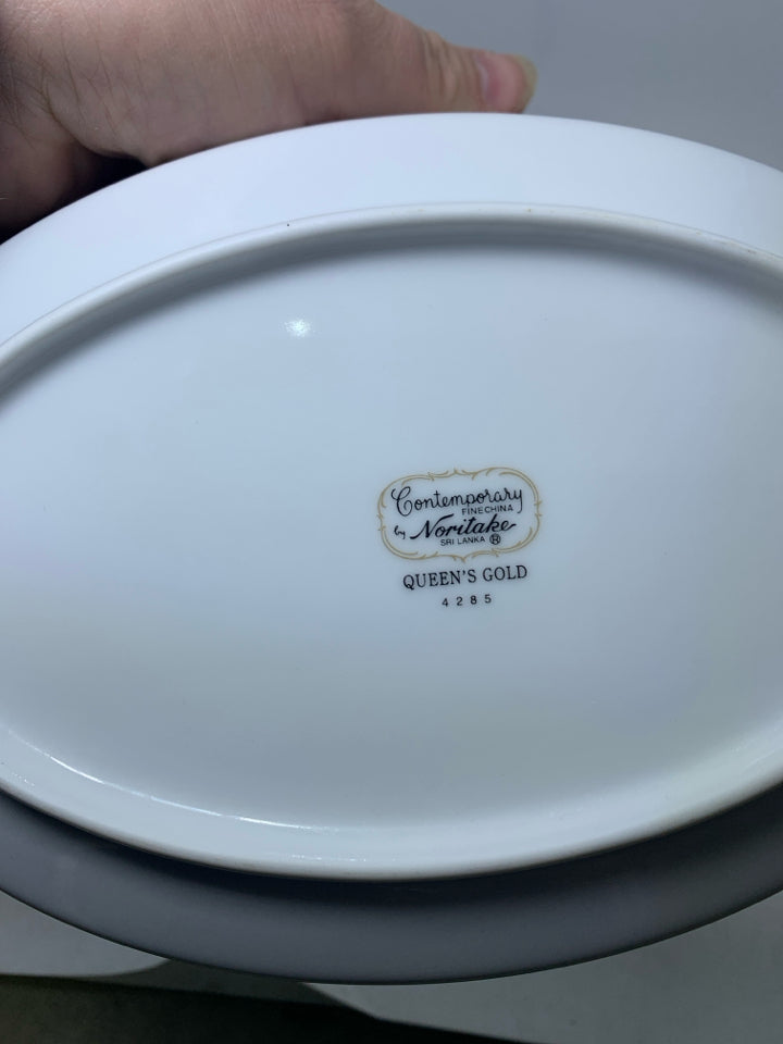 VTG OVAL QUEEN'S GOLD VEGGIE BOWL.