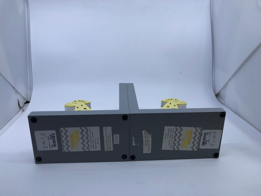 YELLOW GIRAFFE GRAY BOOKENDS.