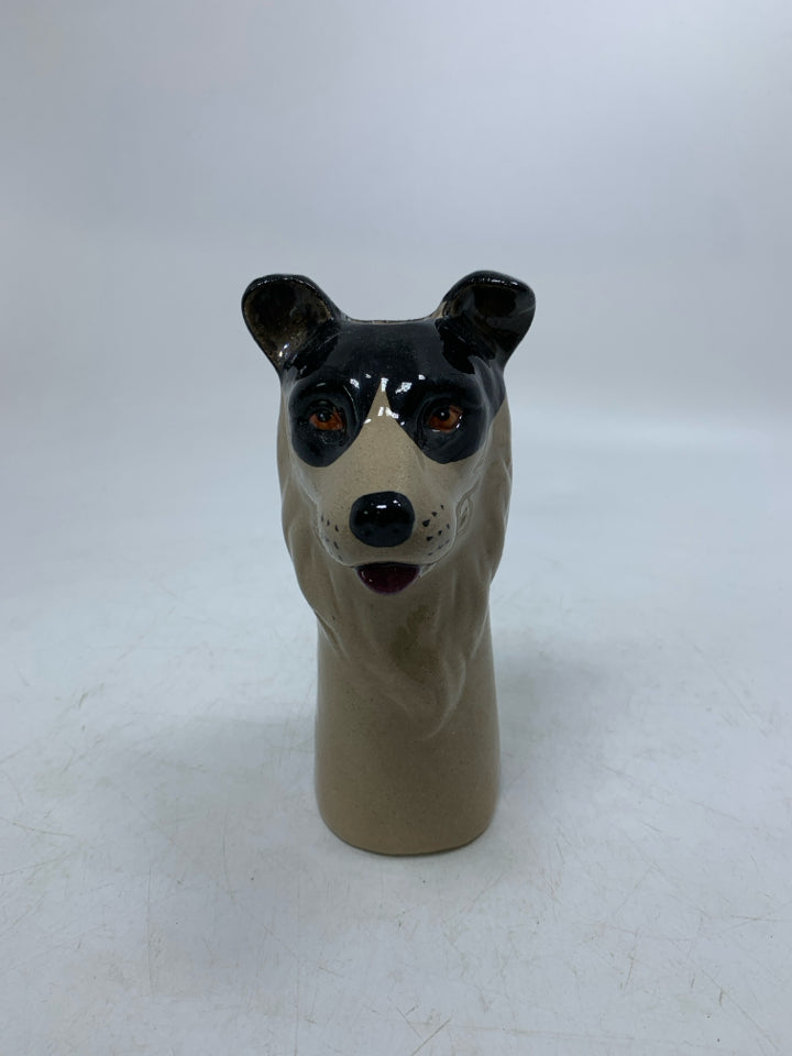 BORDER COLI VASE.