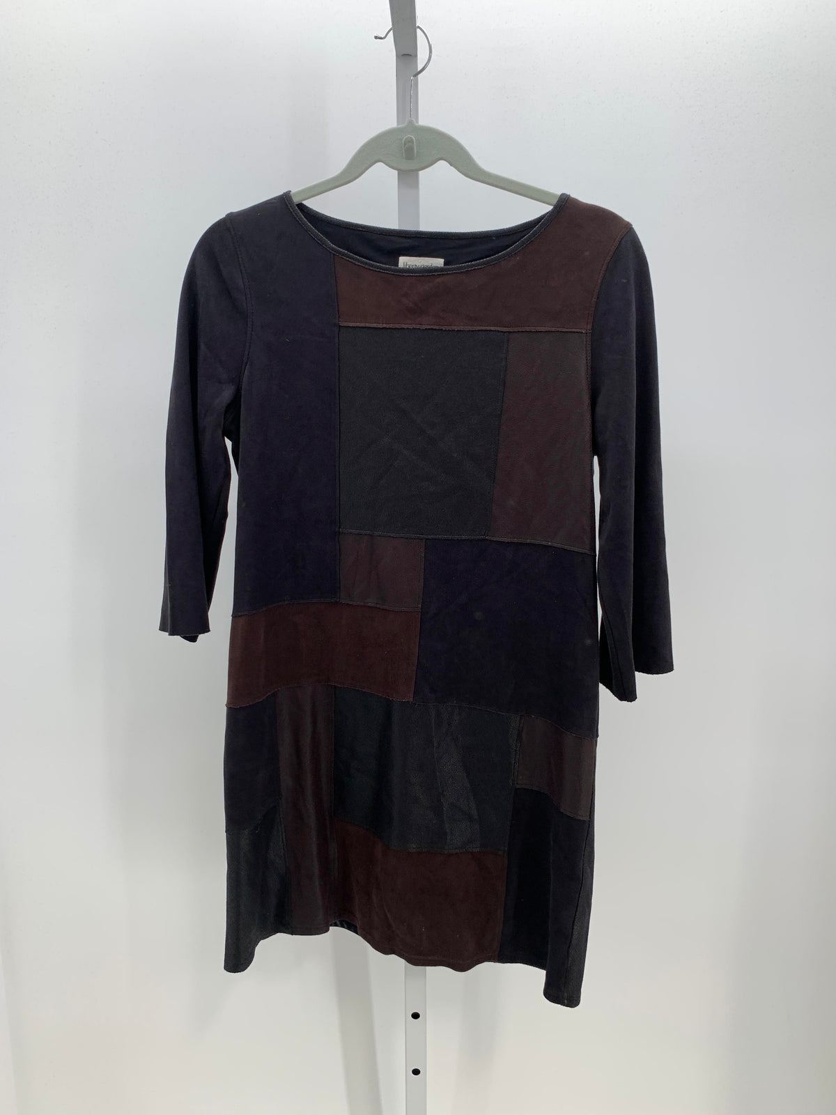 Size Small Misses 3/4 Sleeve Dress