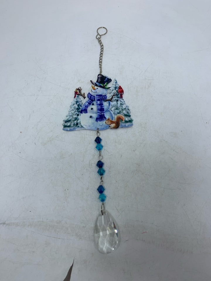 METAL SNOWMAN SUNCATCHER.
