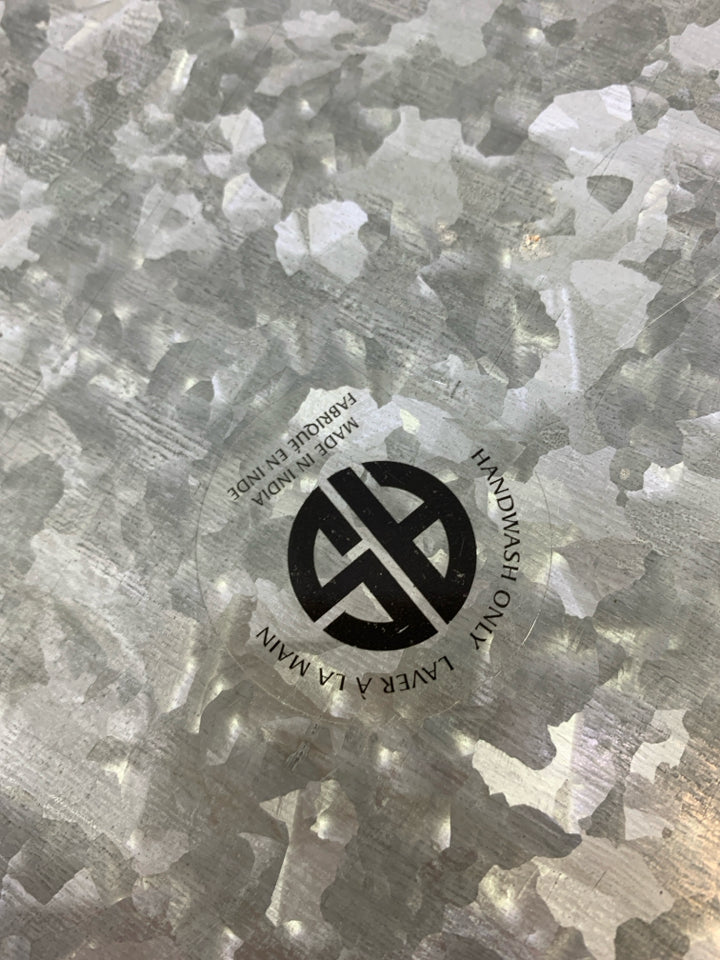 OVAL GALVANIZED METAL TRAY W/BLUE BRAID HANDLES.