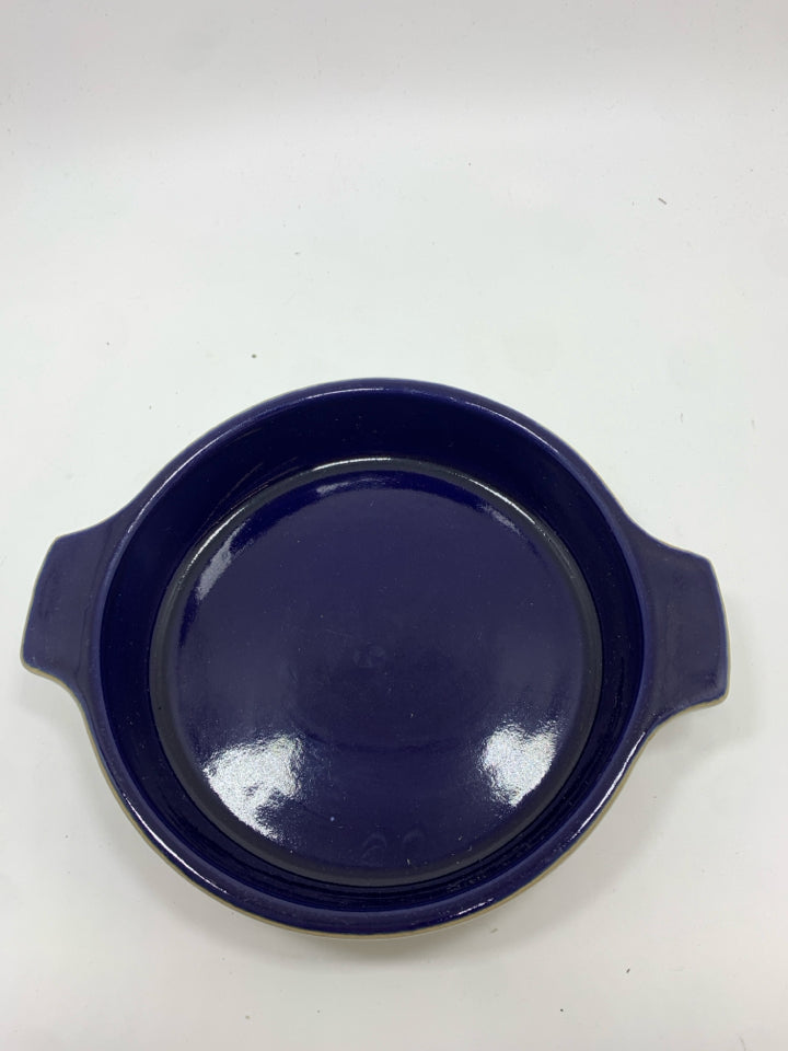STONEWARE OVAL AU GRATIN DISH.