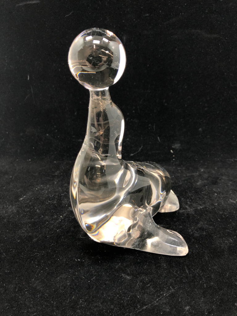 SEAL BALANCING BALL GLASS FIGURINE.
