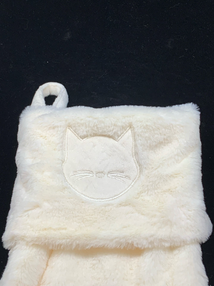 CAT FACE FUZZY WHITE STOCKING.