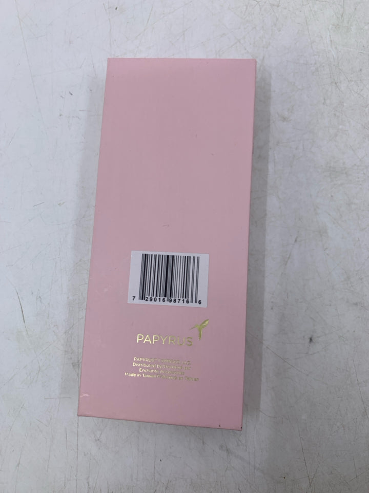 NIP 3 PINK PENS PAPYRUS.