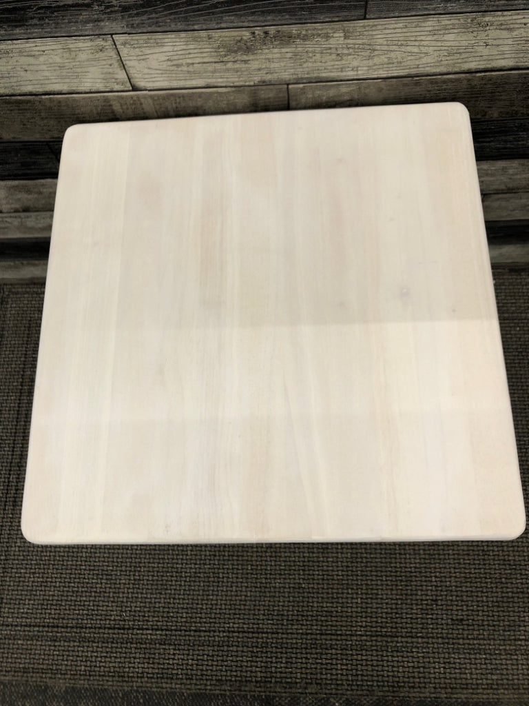 DISTRESSED WHITE TOP CREAM LEGS SIDE TABLE.