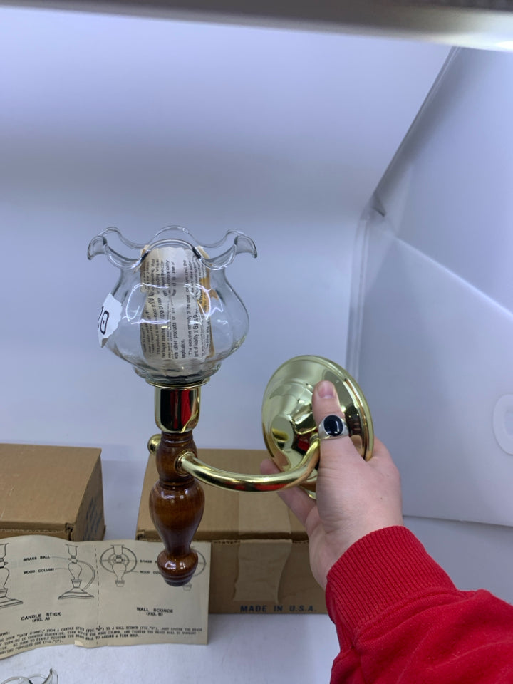 2 NIB WOOD/BRASS TEA LIGHT CANDLE WALL SCONCES W/ GLASS INSERTS.
