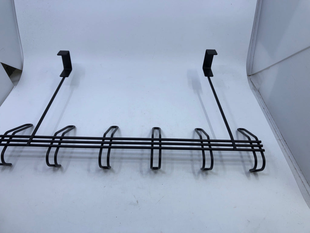 BLACK OVER THE DOOR HOOK.