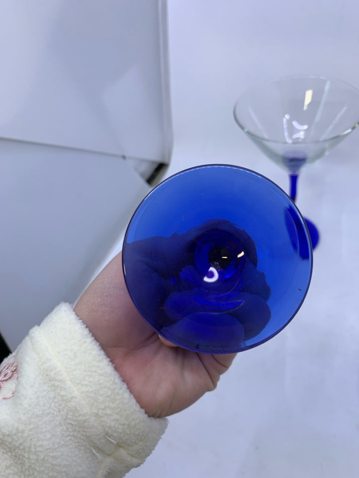4 BLUE WAVY STEM MARTINI GLASSES.