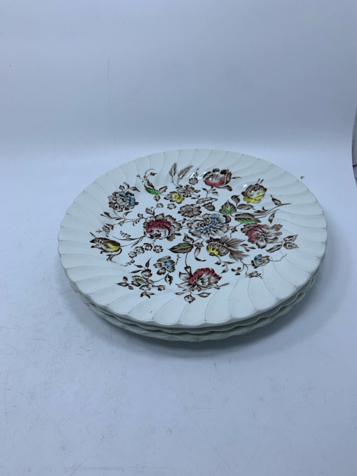 VTG 4 STRAFFORDSHIRE BOUQUET PATTERN DINNER PLATES.