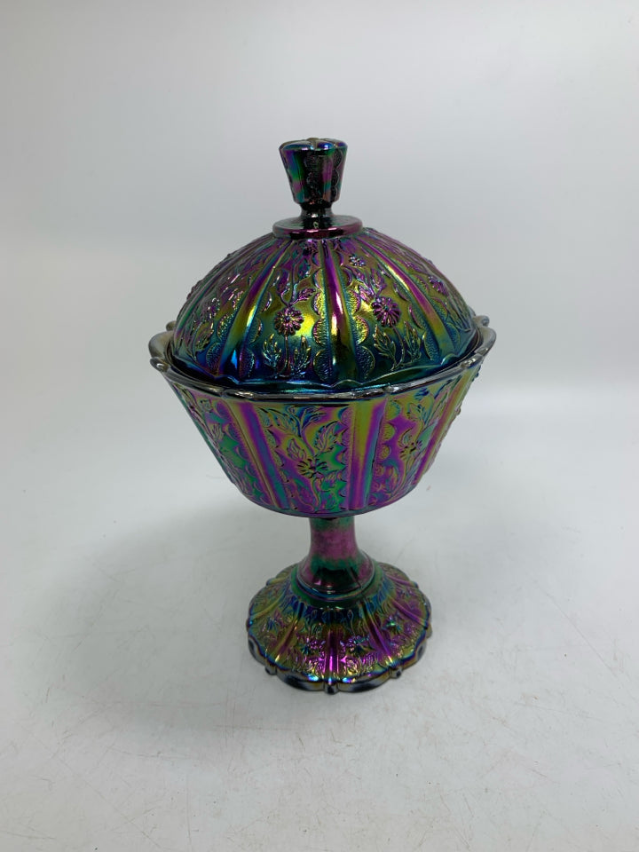 VTG FOOTED CARNIVAL GLASS COMPOTE PANELED DAISIES CANDY DISH W/ LID.