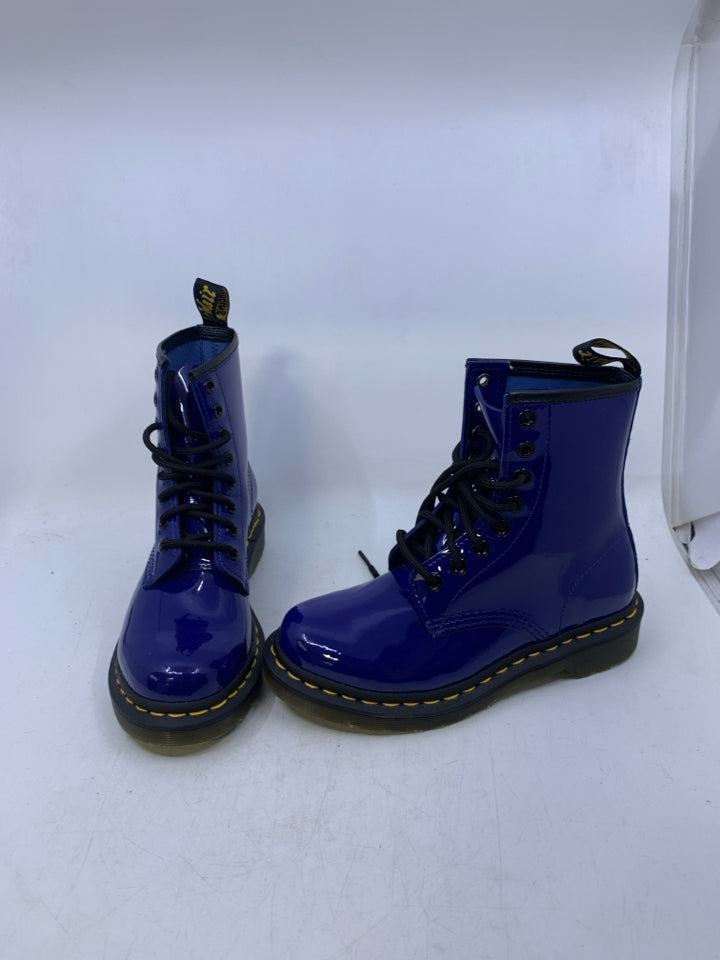 Dr. Martens Size 5 Juniors Boots