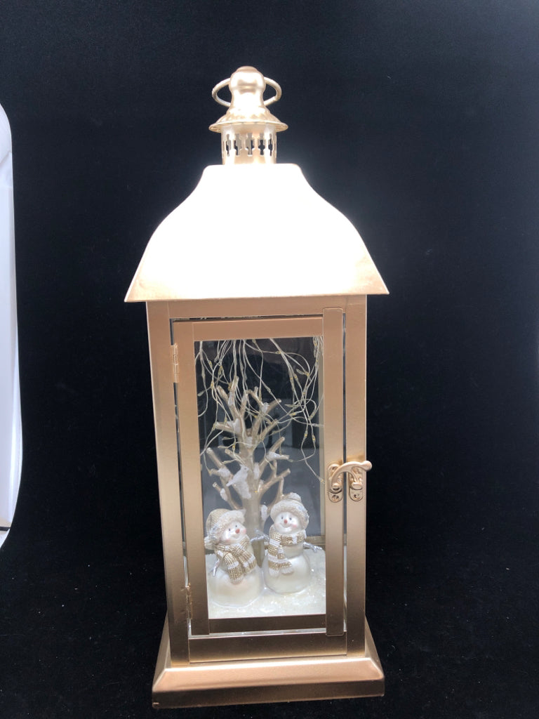 LIGHT UP SNOWMAN LANTERN.