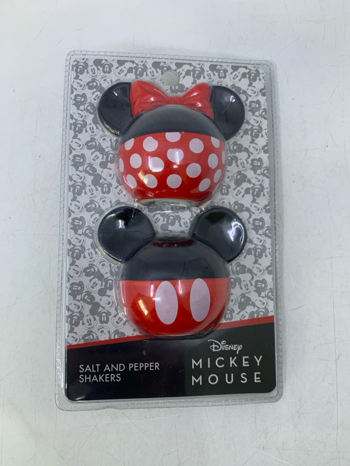NIP MICKY/MINNIE MOUSE HEADS S/P SHAKERS.