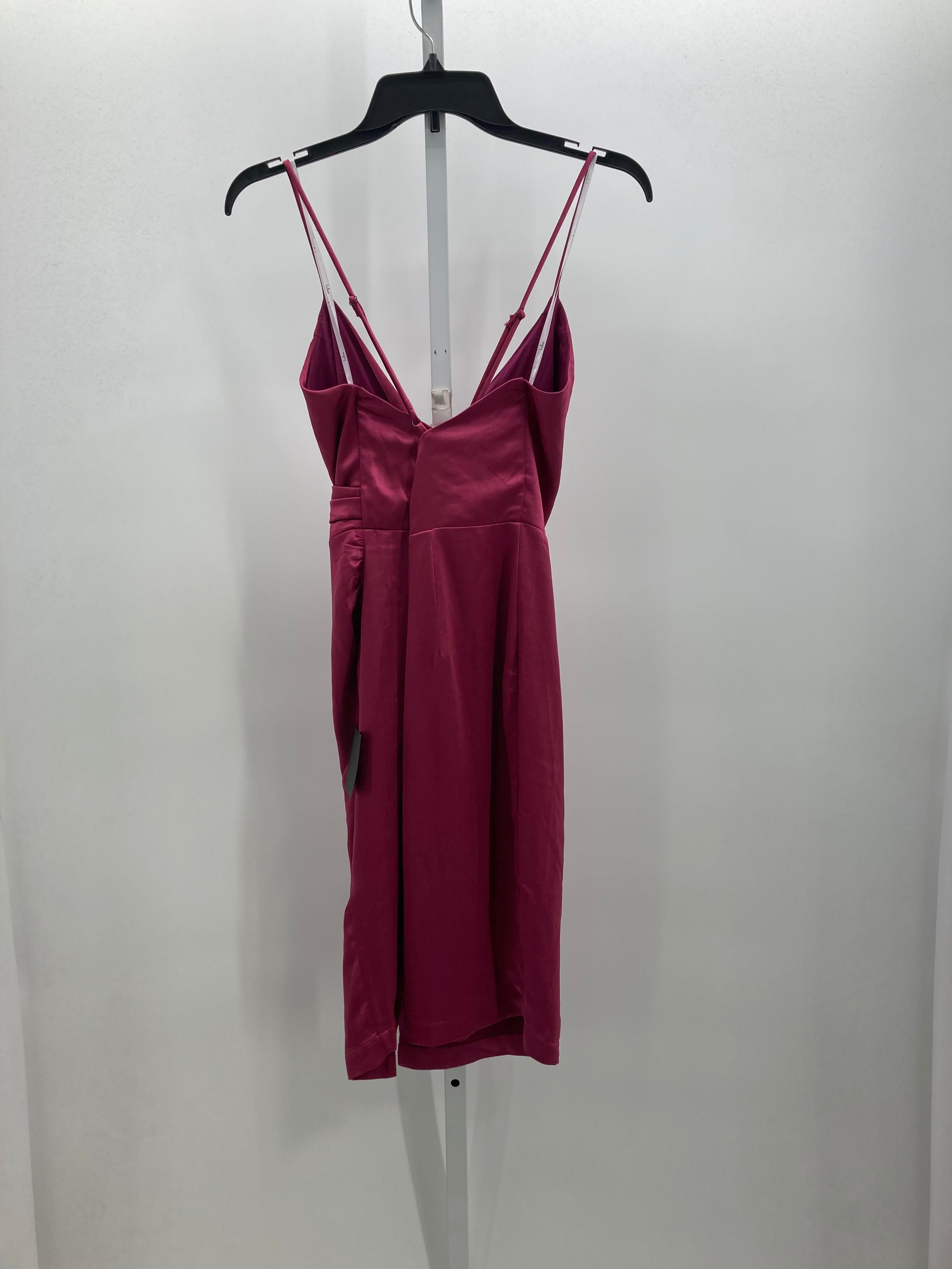 Lulus Size Medium Juniors Sleeveless Dress