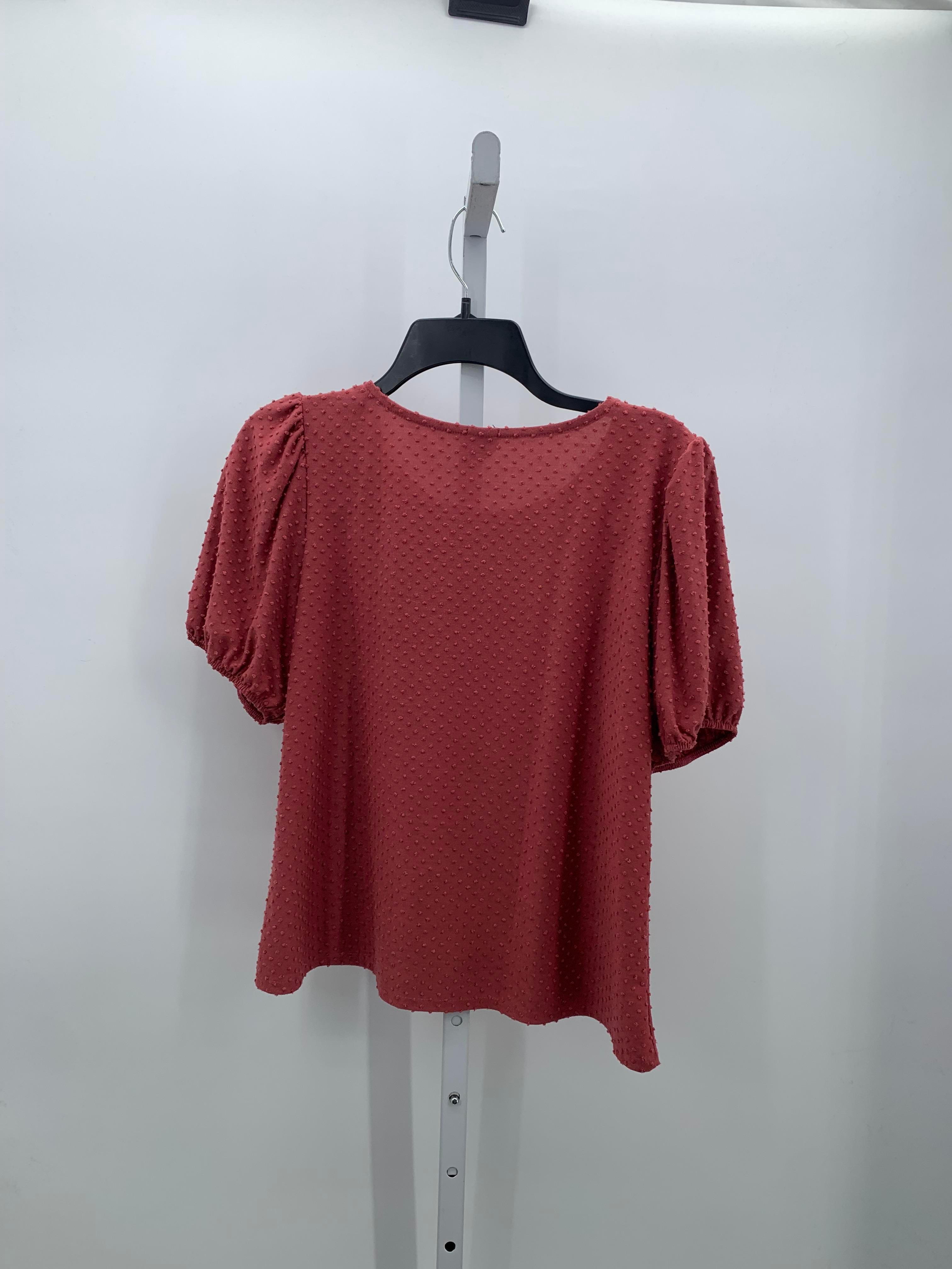 W5 Size Medium Misses Short Sleeve Shirt