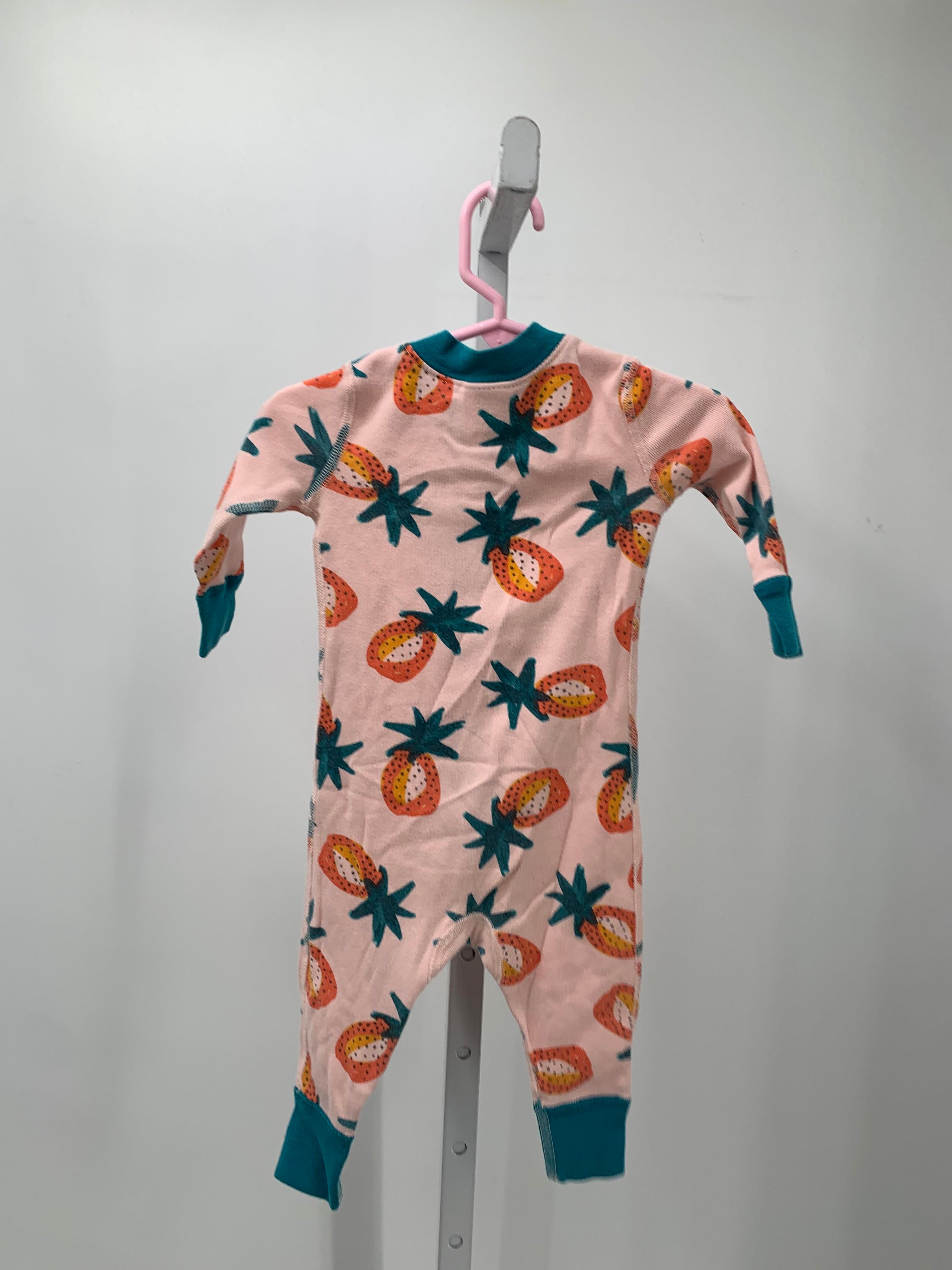 Hanna Anderson Size 6-12 mon Girls Sleeper