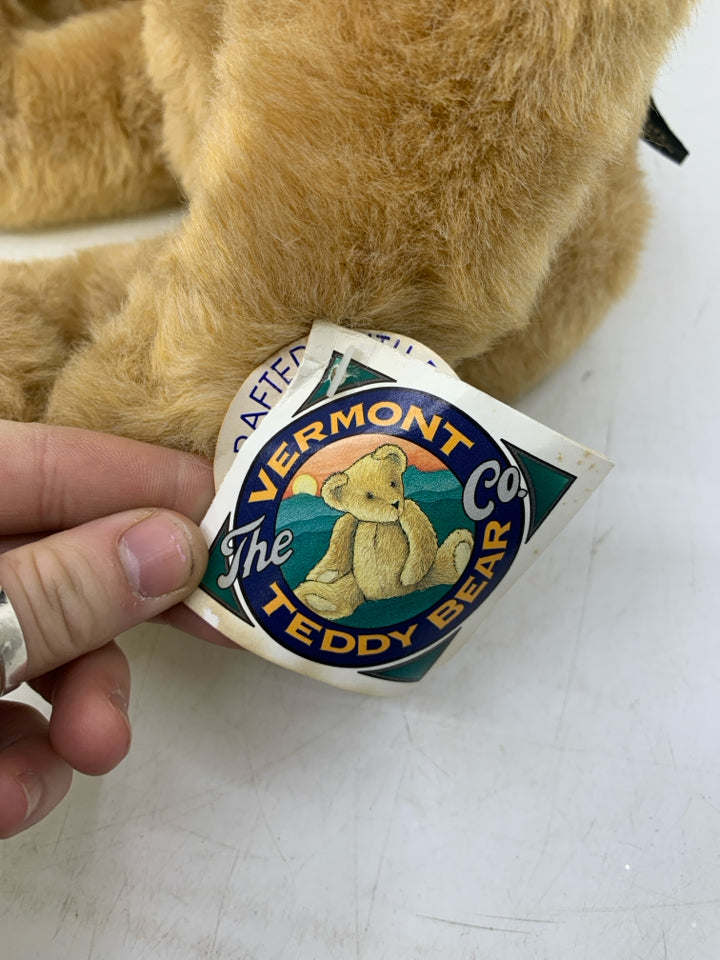 LIGHT BROWN VERMONT TEDDY BEAR W/ TAGS.