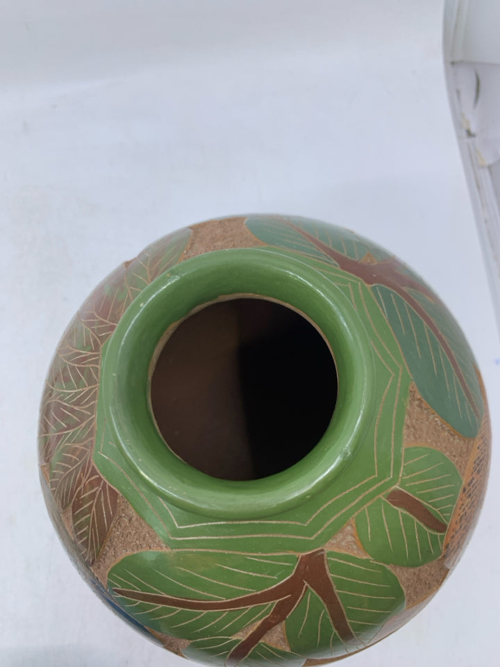GREEN/BLUE LEAVES W/ CARVED FISH CIRCLE VASE.