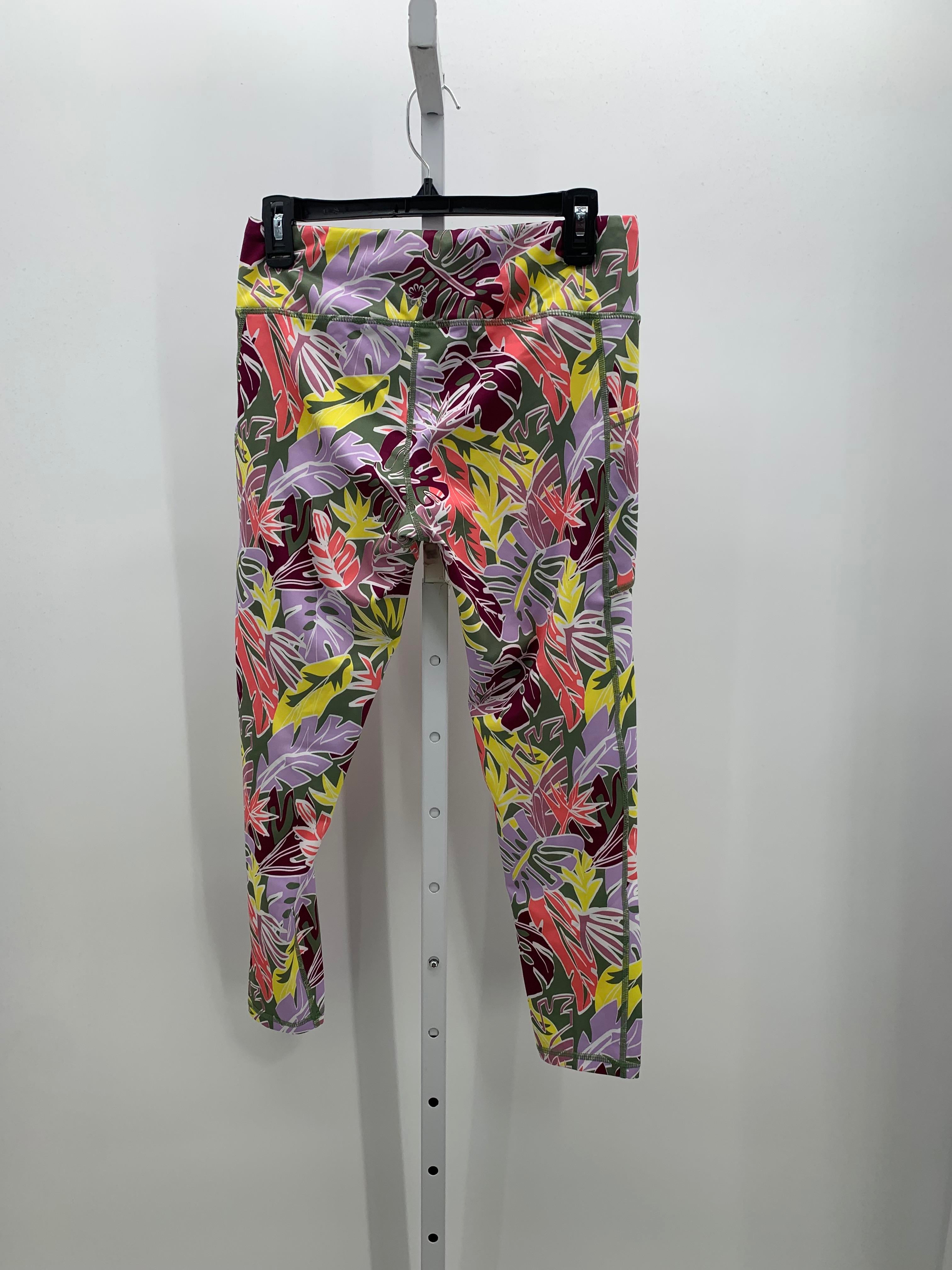Pro Player Size Medium Misses Cropped Pants