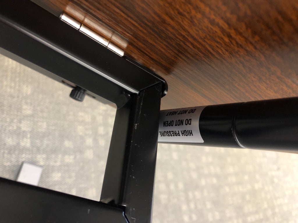 BROWN ADJUSTABLE DESK ON WHEELS.