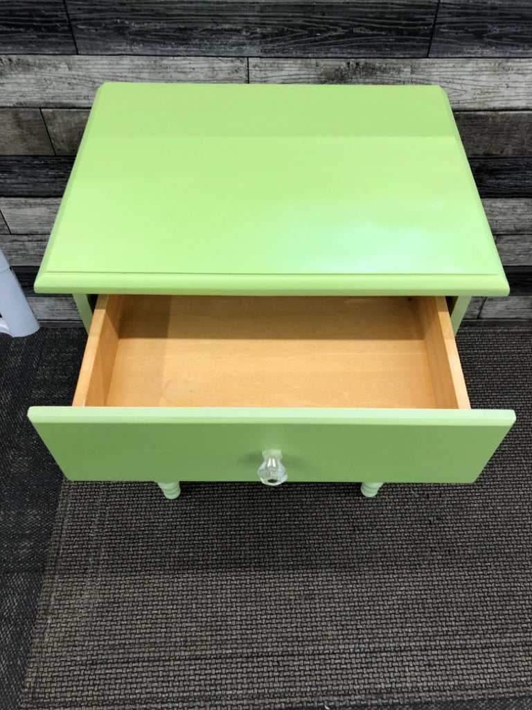BRIGHT GREEN END TABLE.