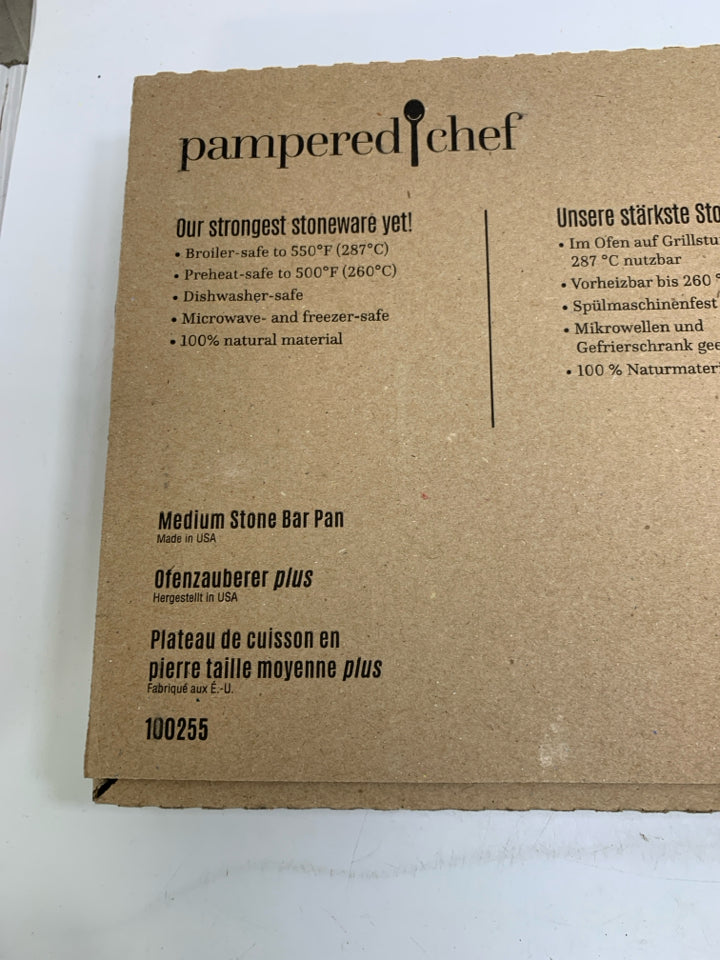 NIB MEDIUM STONE BAR PAN 13" X 9" #100255.