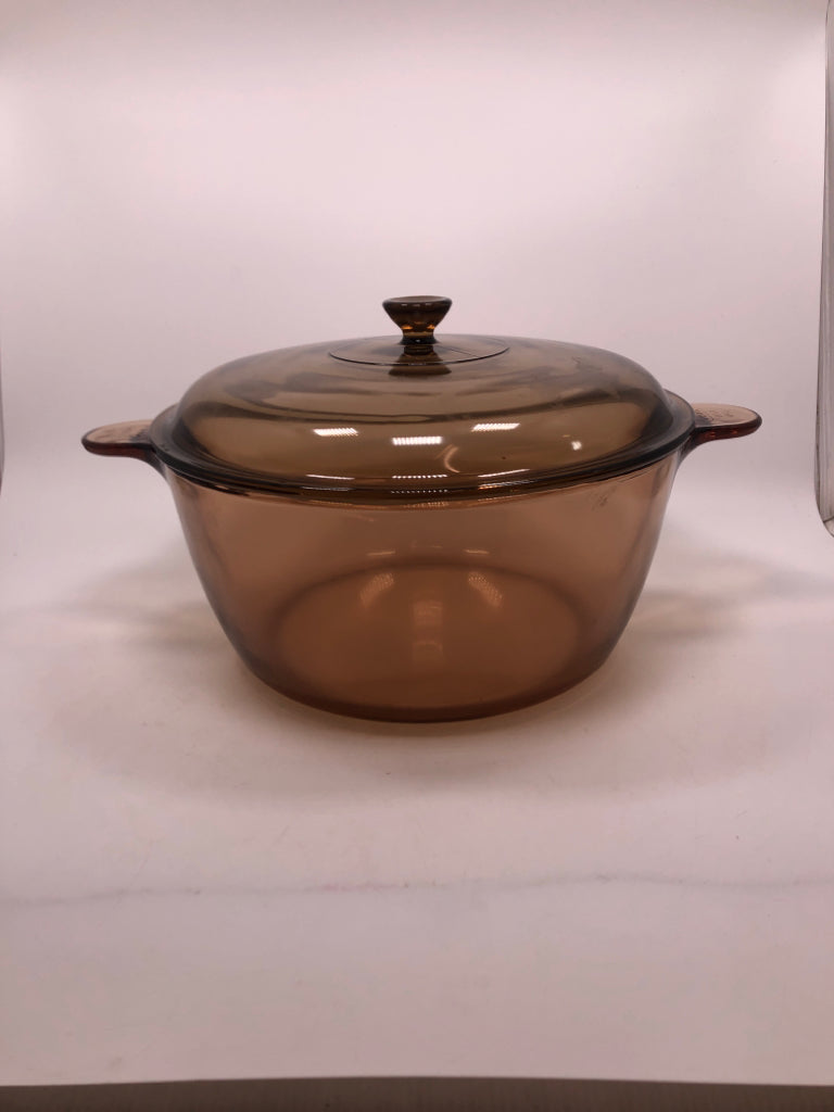 VISION AMBER GLASS CASSEROLE DISH W/LID.
