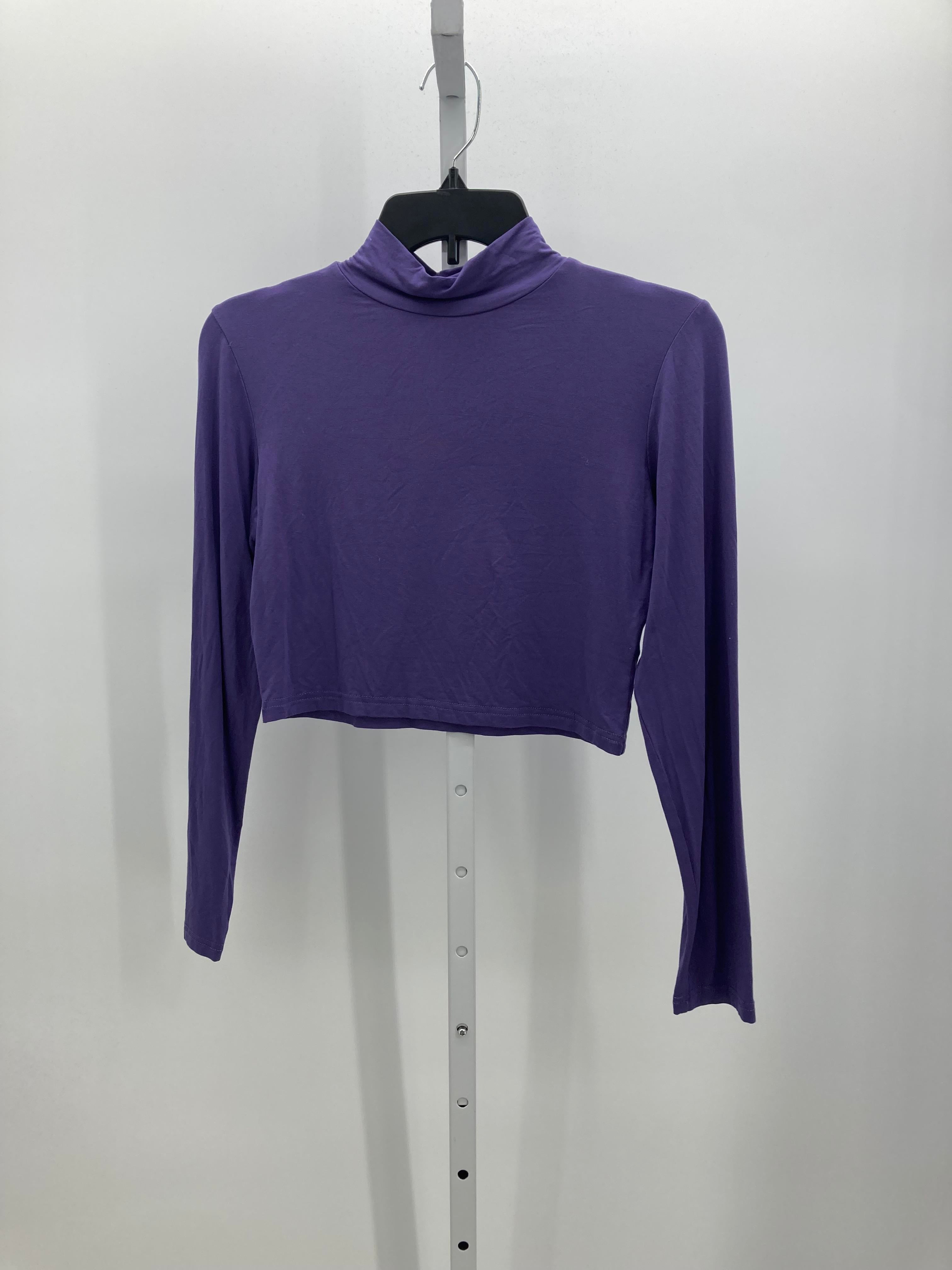 Trendy Size Medium Juniors Long Sleeve Shirt