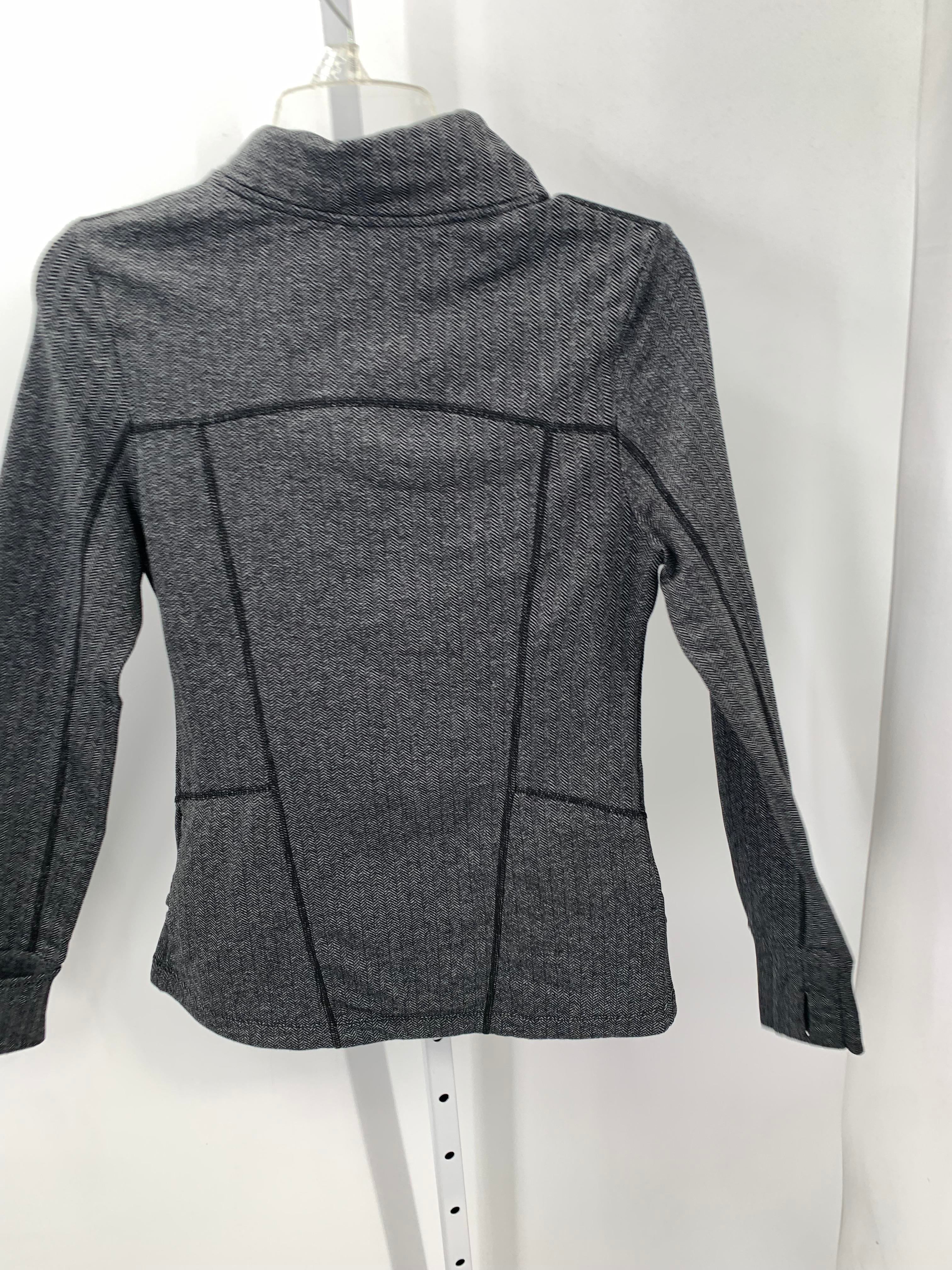 Mondetta Size Medium Misses Long Sleeve Shirt