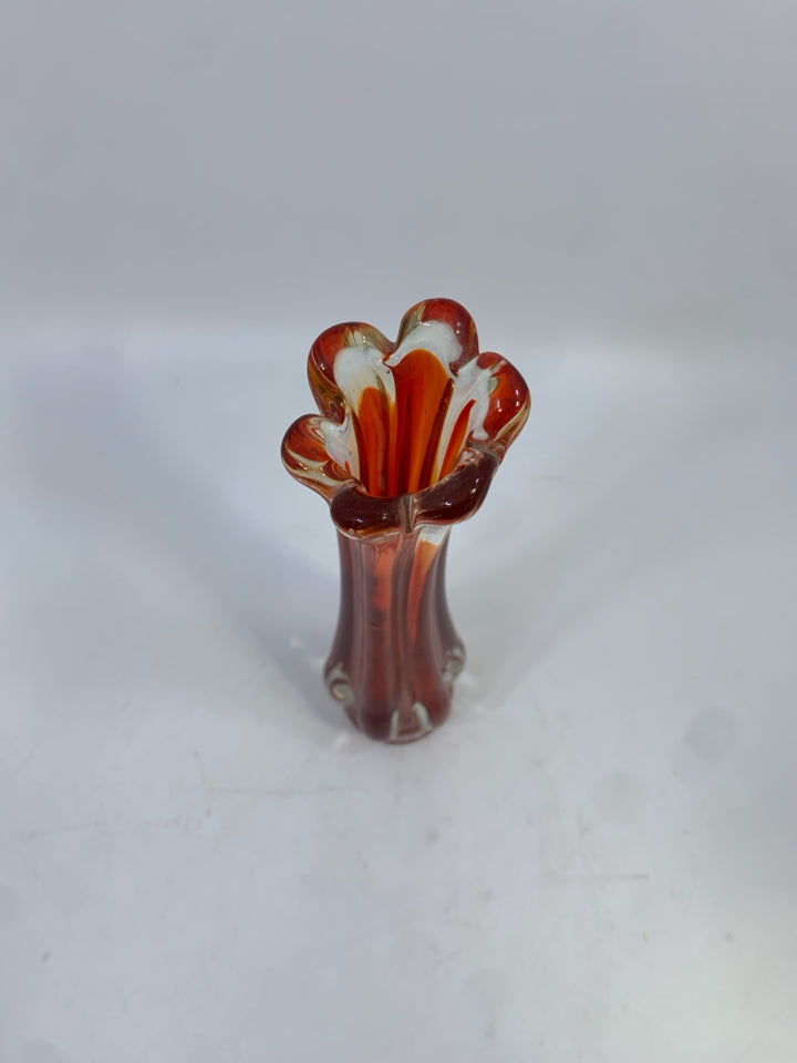 RED GLASS NARROW BUD VASE W/RUFFLE EDGE.