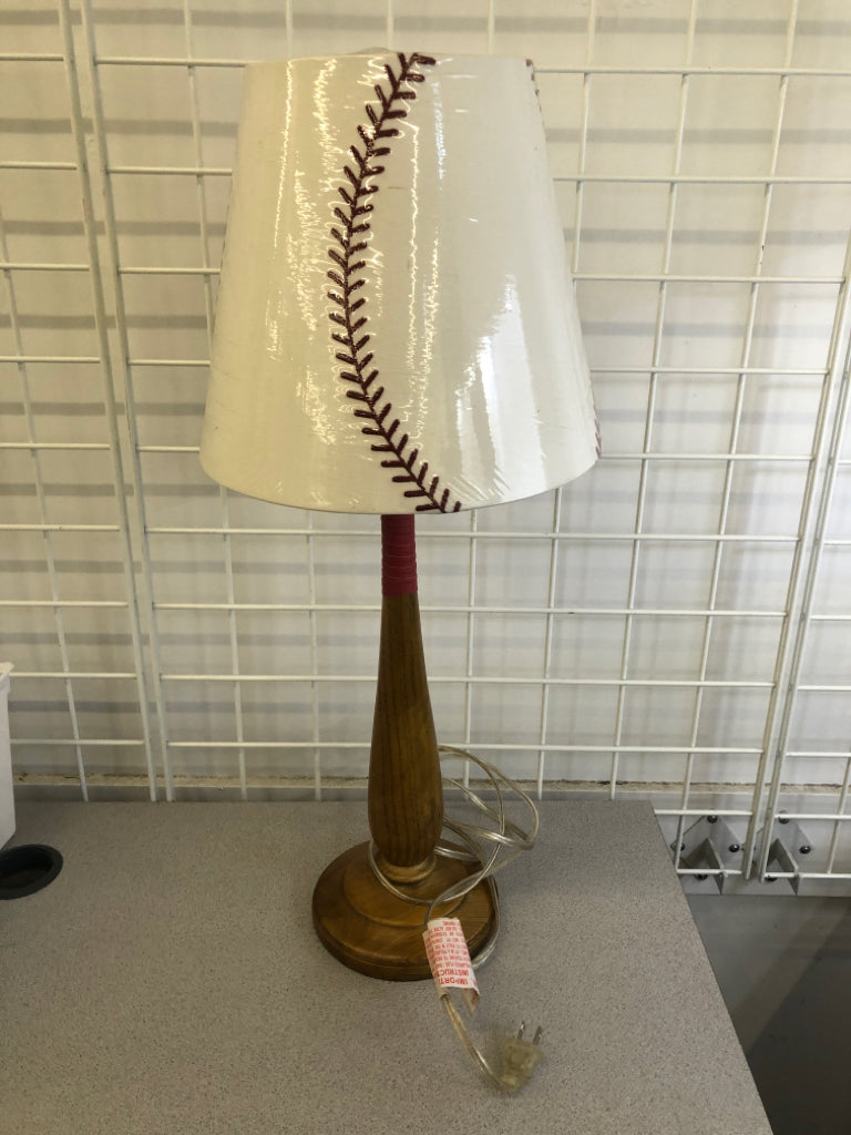 GRAND SLAM WOODEN BAT SHAPED LAMP W/ BASEBALL LAMP SHADE.