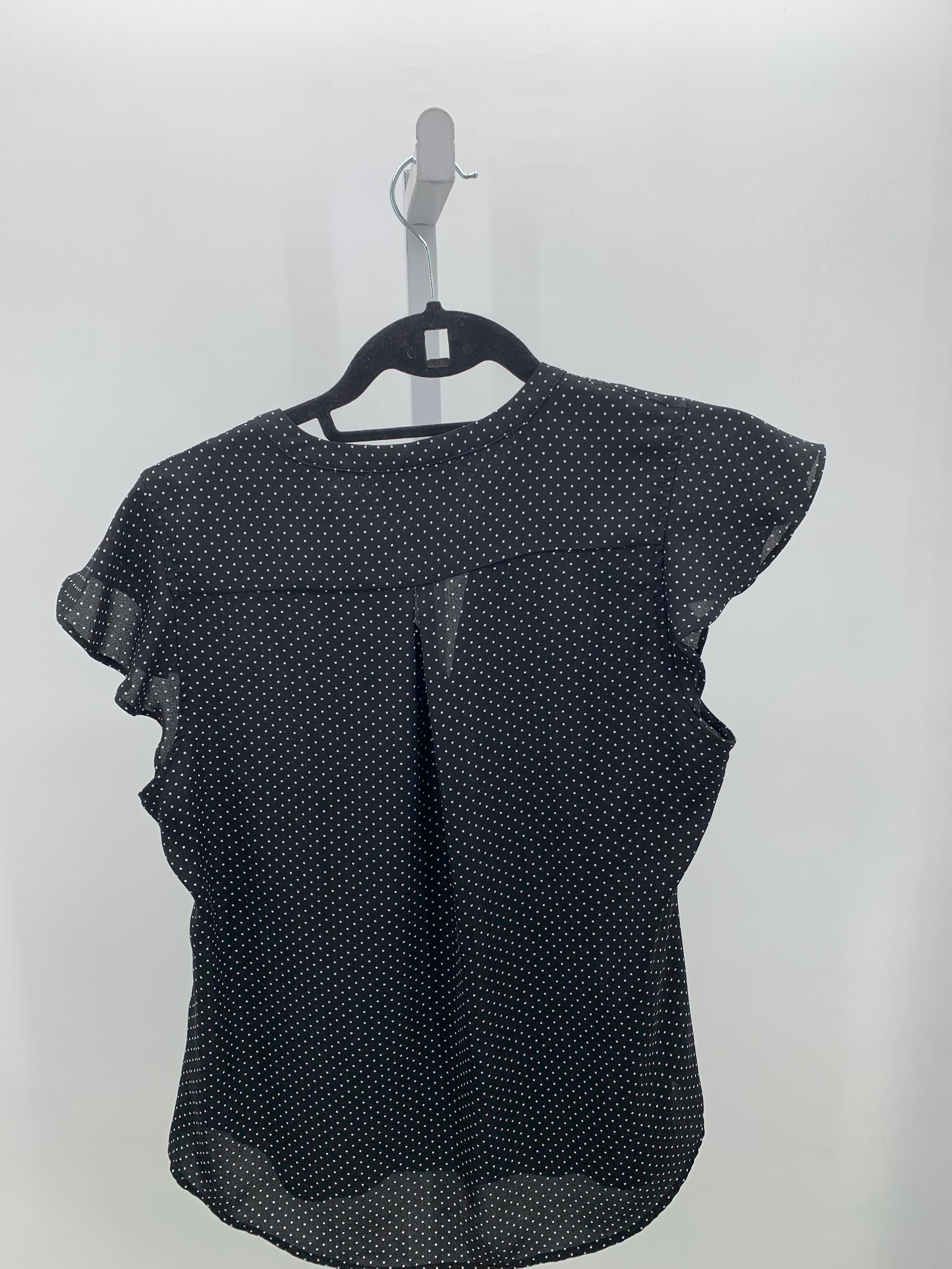 Simply Styled Size Medium Petite Petite Short Sleeve Shirt