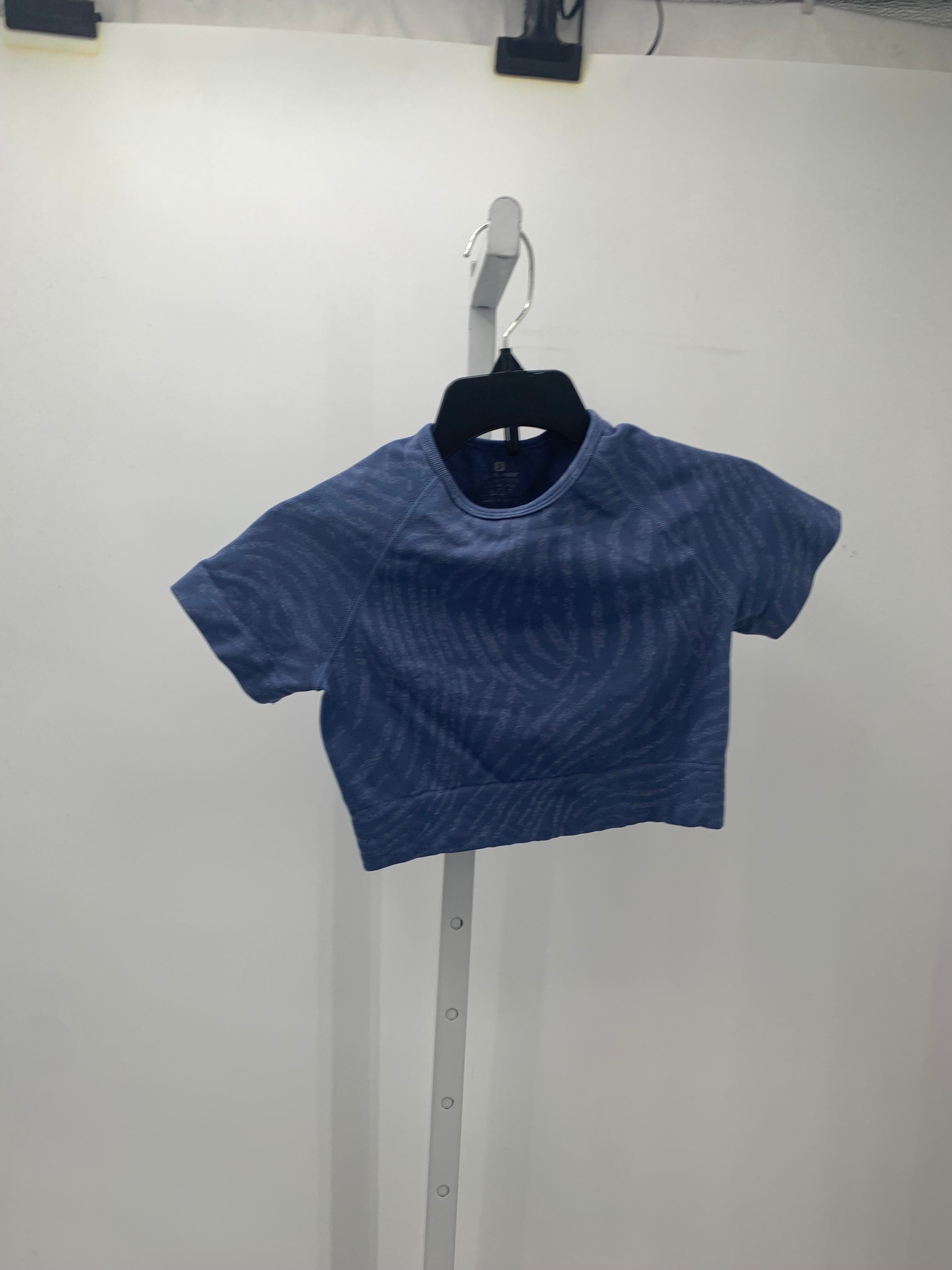 Size Small Misses Short Sleeve Shirt