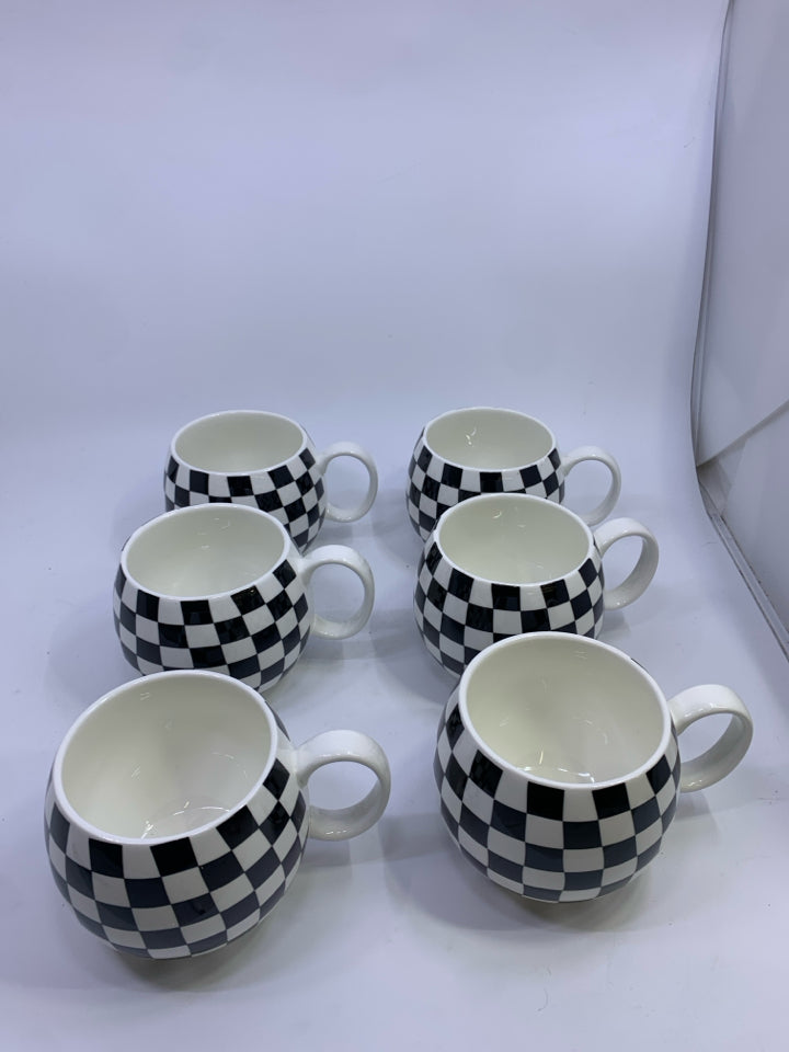 6 B/W CHECKERED MUGS.