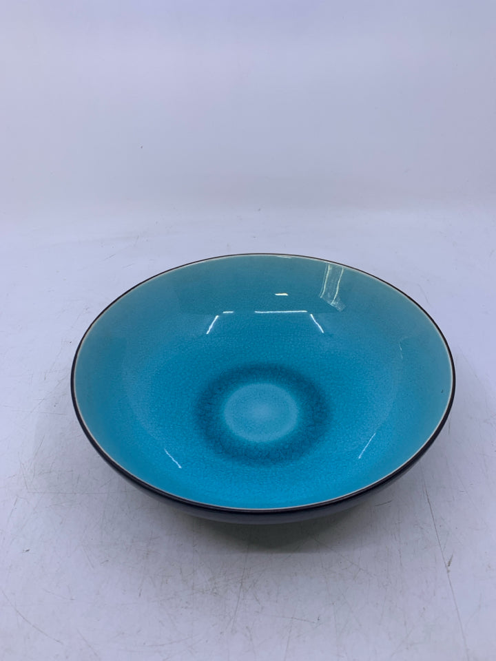 AQUA/ BLACK BOWL.