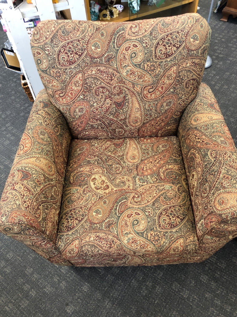 PAISLEY PRINTED ACCENT CHAIR.