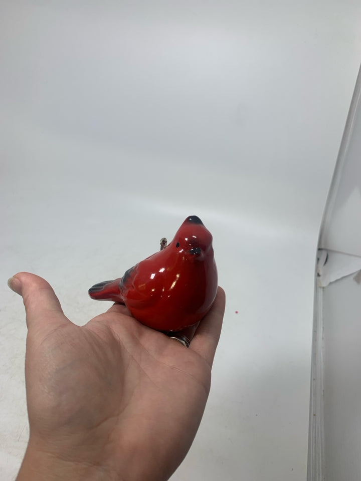 RED CERAMIC CARDINAL ON BUNGLE STRING.