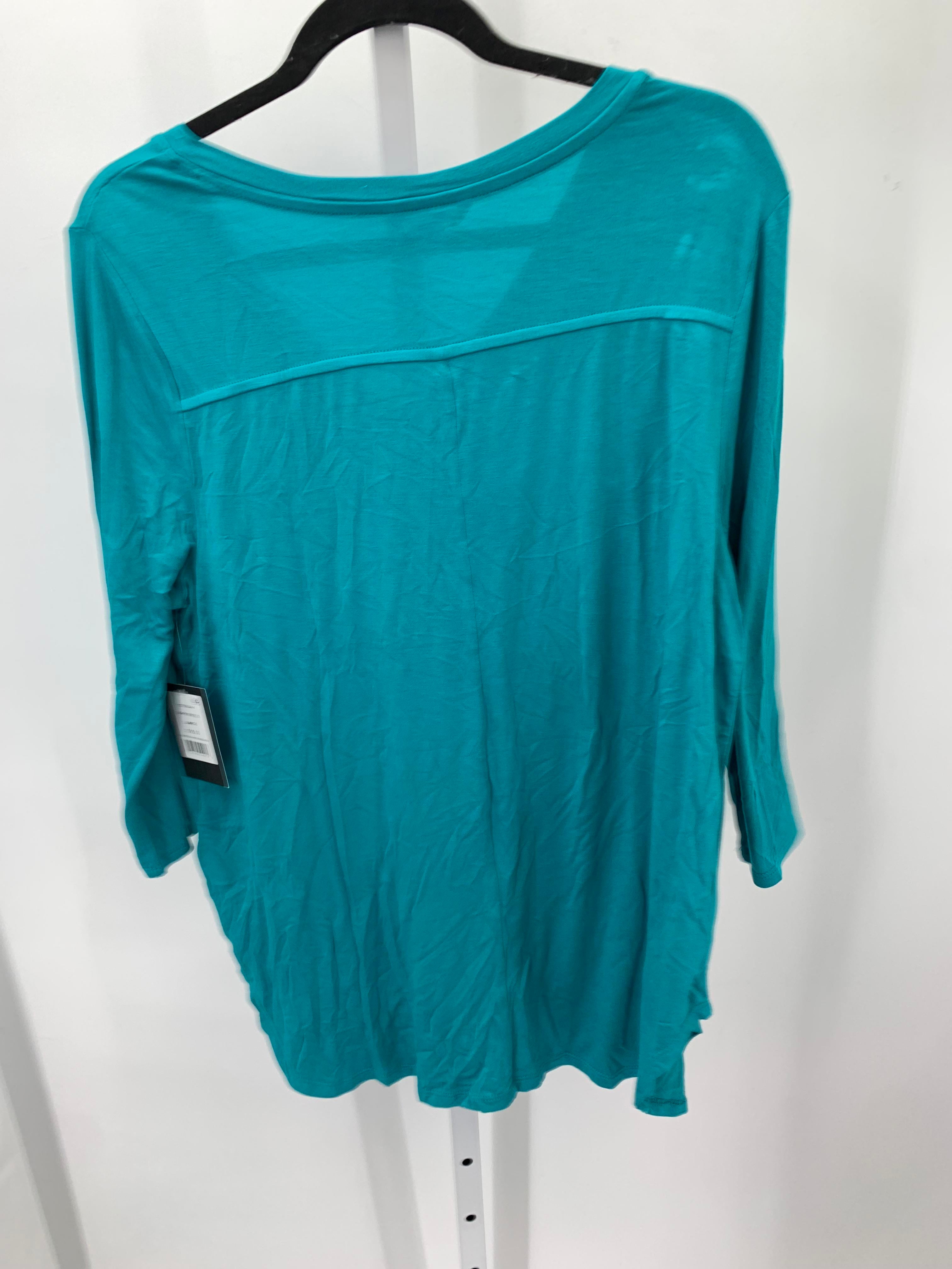 Size Large Misses 3/4 Sleeve Shirt