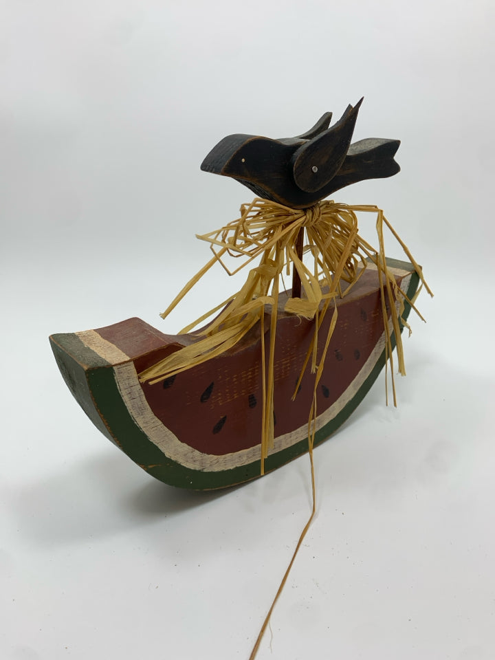 WOOD WATERMELON W/CROW PRIMITIVE DECOR.