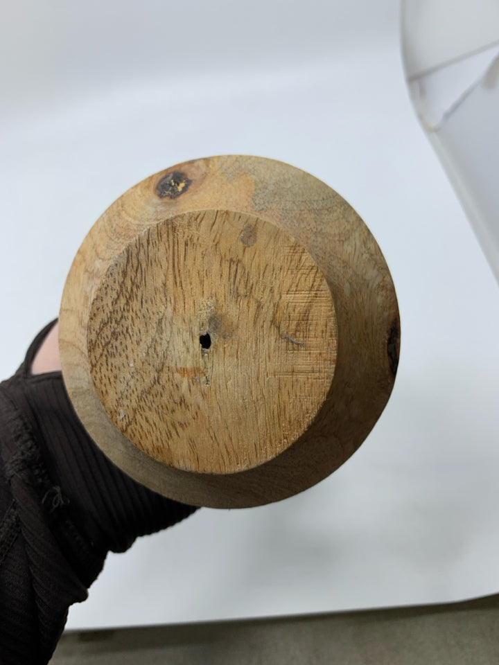 DISTRESSED WOOD VASE.